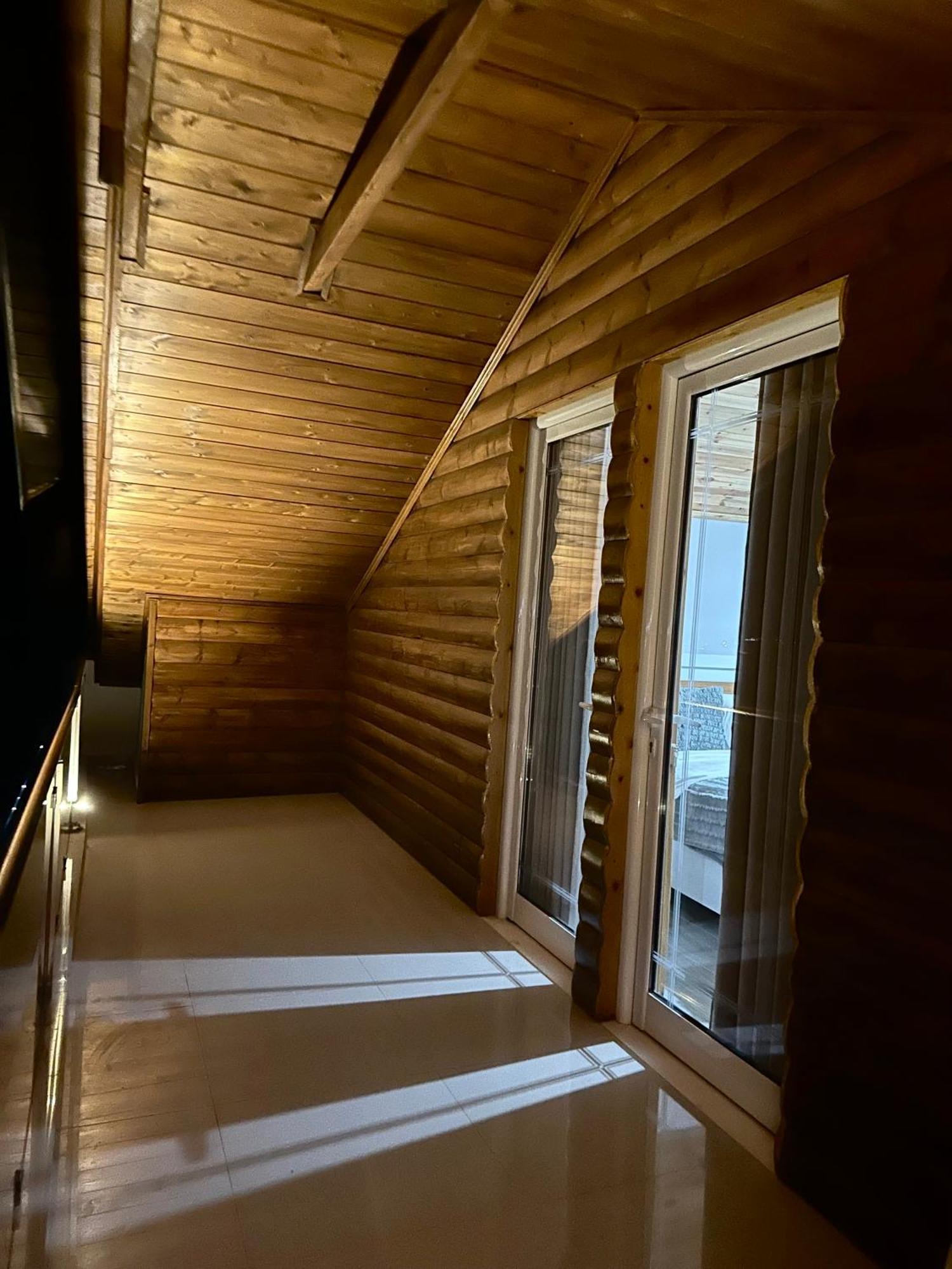 Guest House Rean 베라트 외부 사진