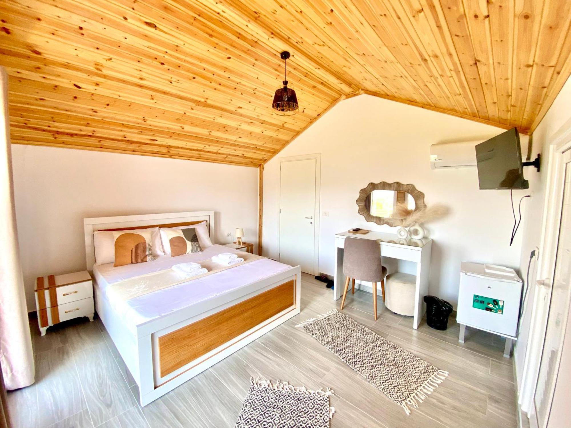 Guest House Rean 베라트 외부 사진